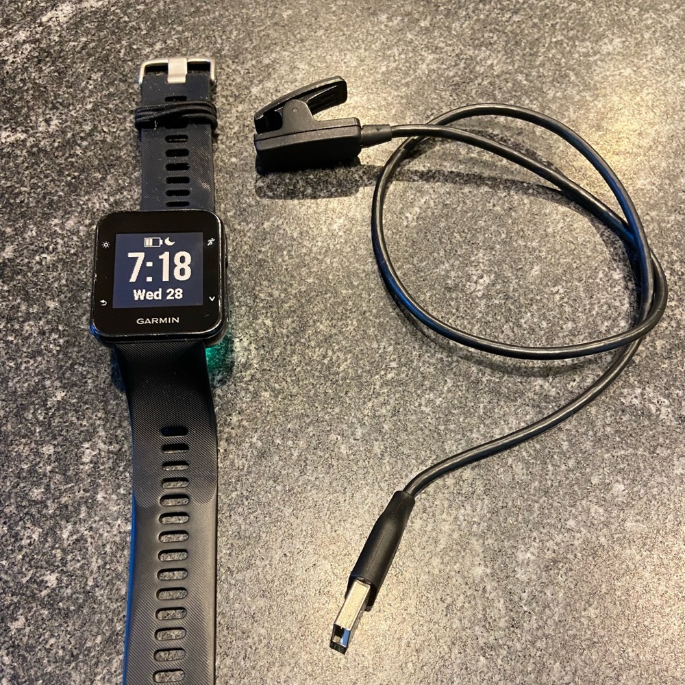 Garmin Forerunner 35 - great used condition